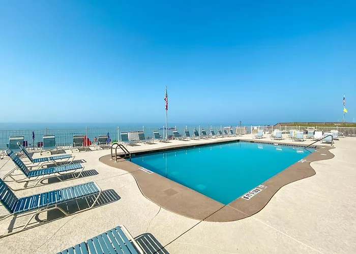 Edgewater West 61 Holiday home *